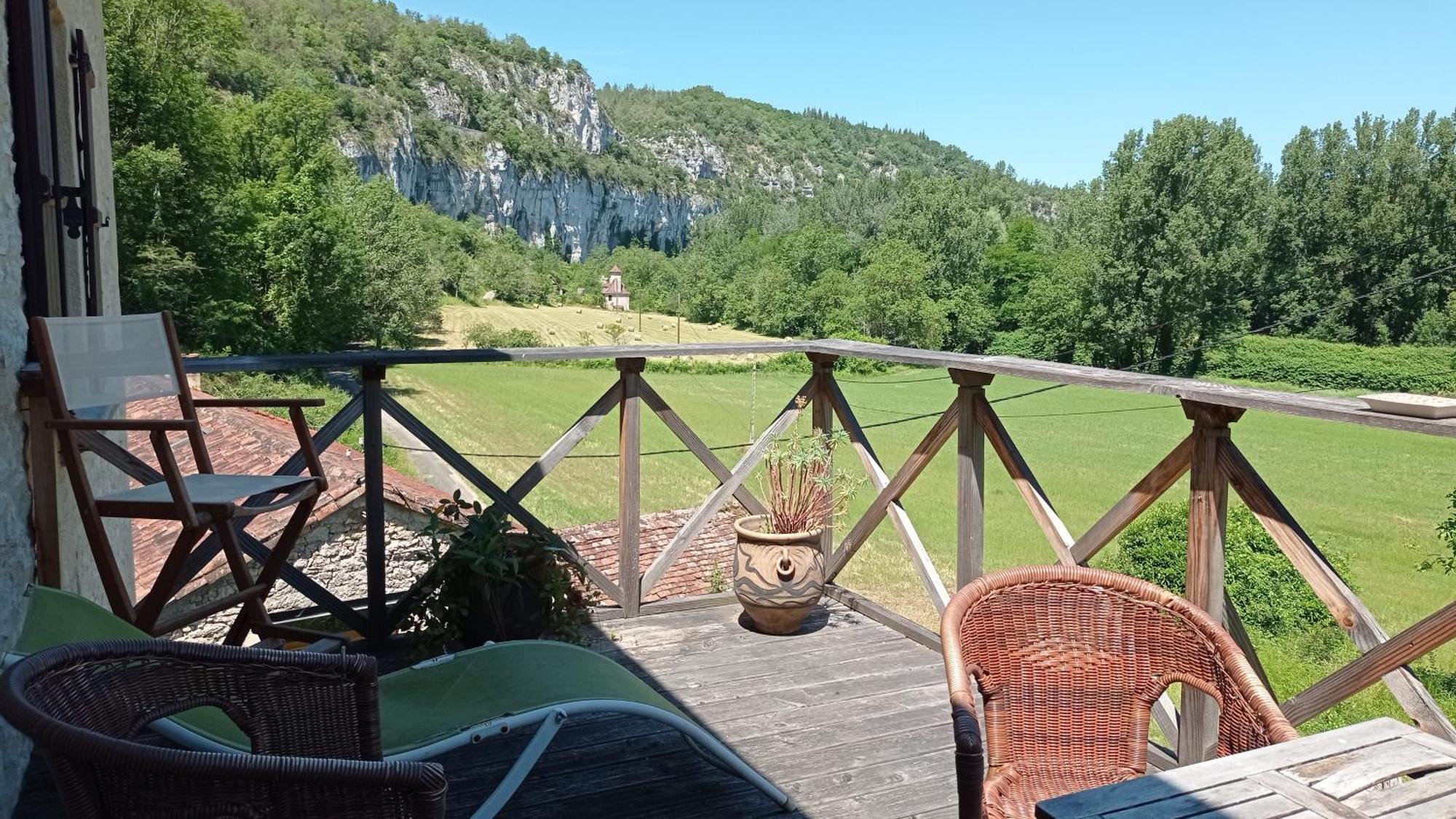 A La Source Bed & Breakfast Saint-Cirq-Lapopie Exterior photo